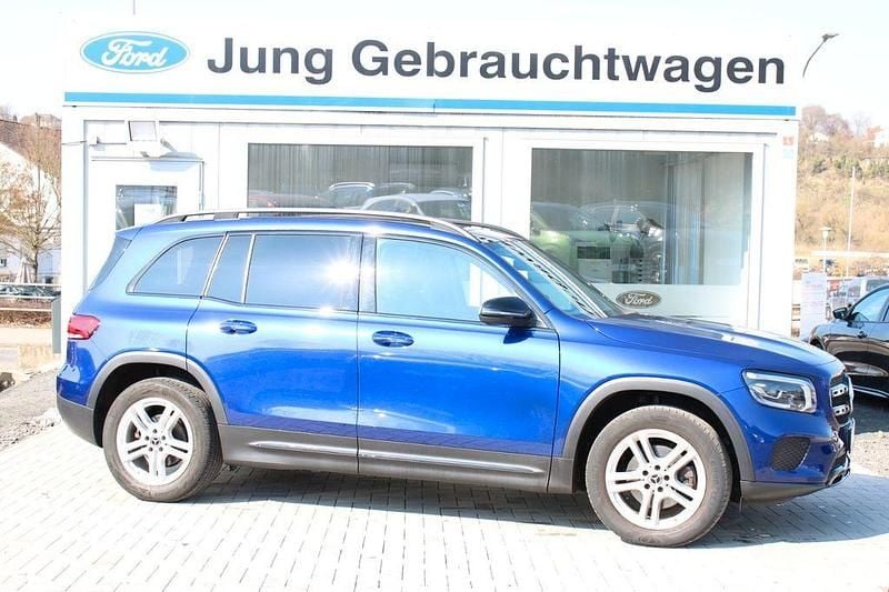 Gebraucht Mercedes GLB200 163 PS (119 kW) 2022 Blau SUV