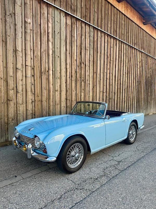 Gebraucht Triumph TR4 100 PS (73 kW) 1964 Blau Cabrio