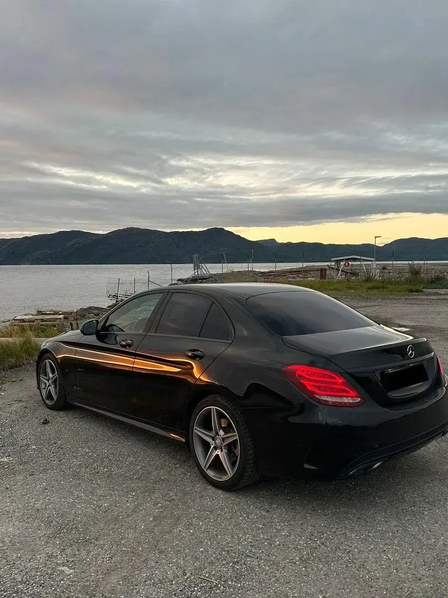 Gebraucht Mercedes C250 AMG line 204 PS (150 kW) 2014 Schwarz Limousine
