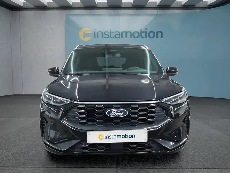 Gebraucht Ford Kuga ST-Line 186 PS (136 kW) 2025 Schwarz SUV