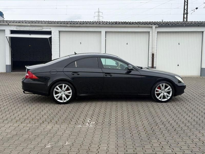 Gebraucht Mercedes CLS320 224 PS (164 kW) 2007 Schwarz Limousine