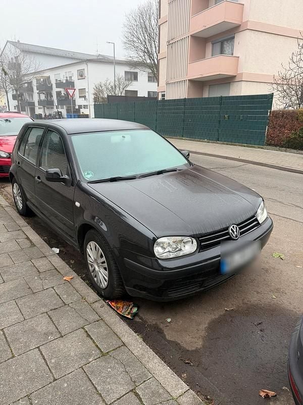Schwarz Gebraucht 2002 VW Golf Limousine | 1.450 € (Fairer Preis) - Bild 1/4