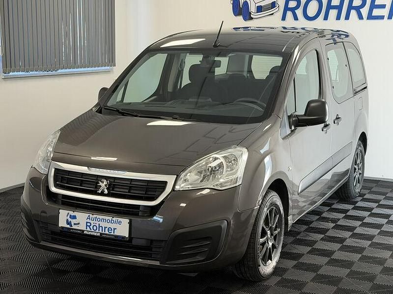 Gebraucht Peugeot Partner Active 99 PS (72 kW) 2018 Kks  lackierung moka Van / Kleinbus