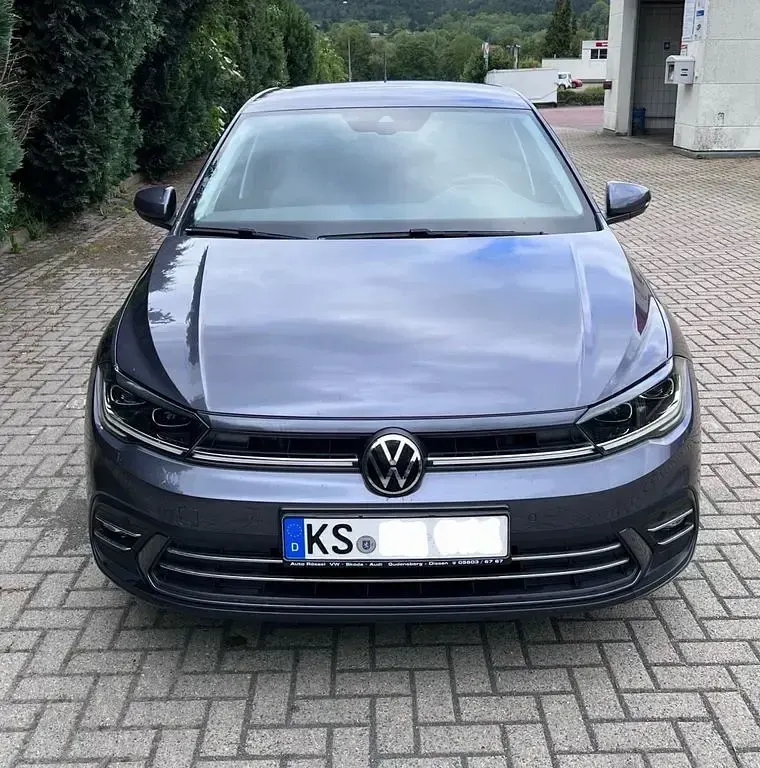 Gebraucht VW Polo Style 95 PS (69 kW) 2022 Grau Kleinwagen