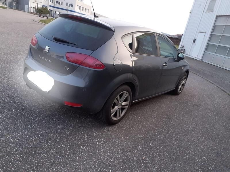 Gebraucht Seat Leon FR-Line 125 PS (91 kW) 2012 Limousine