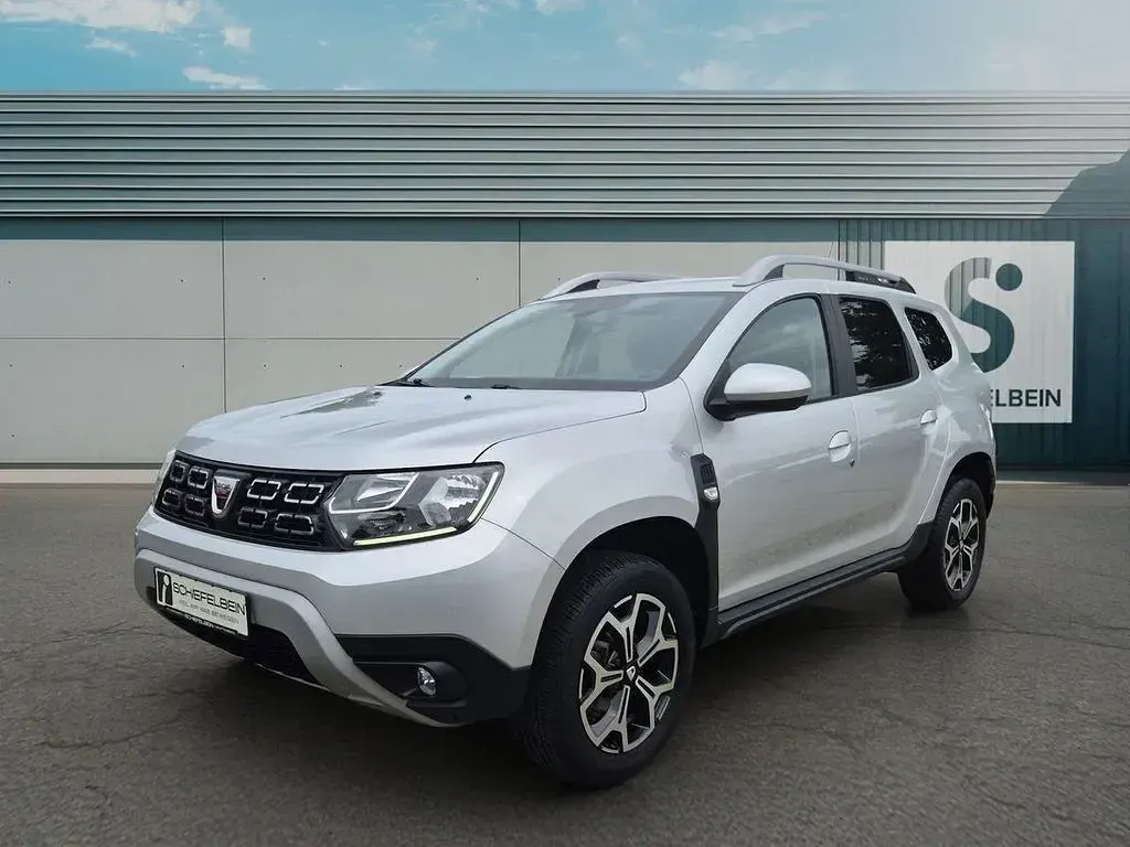 Gebraucht Dacia Duster Prestige 114 PS (83 kW) 2019 Platingrau SUV