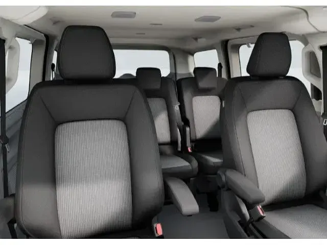 Neu VW Caravelle 170 PS (125 kW) 2026 Grau Van