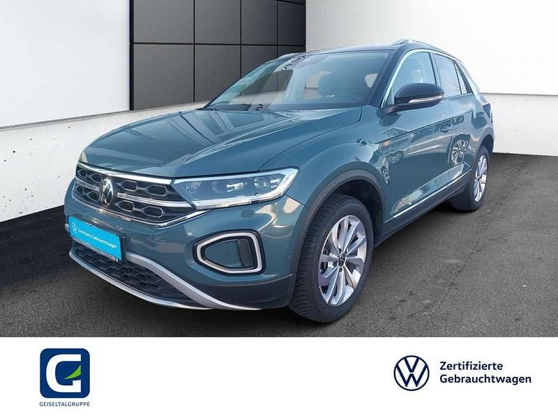 Blau Gebraucht 2023 VW T-Roc Style SUV | 26.960 € (Guter Preis) - Bild 1/3