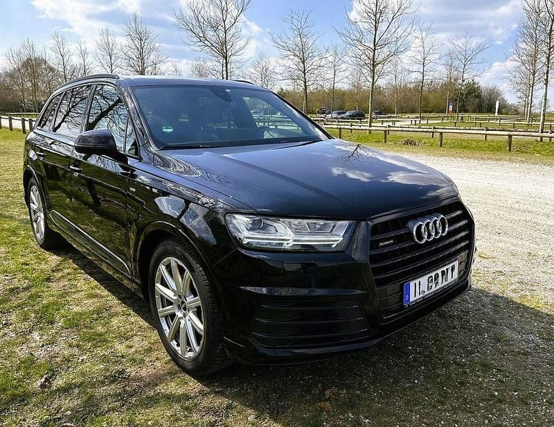 Schwarz Gebraucht 2016 Audi Q7 S-Line SUV | 31.500 € (Teuer) - Bild 1/4