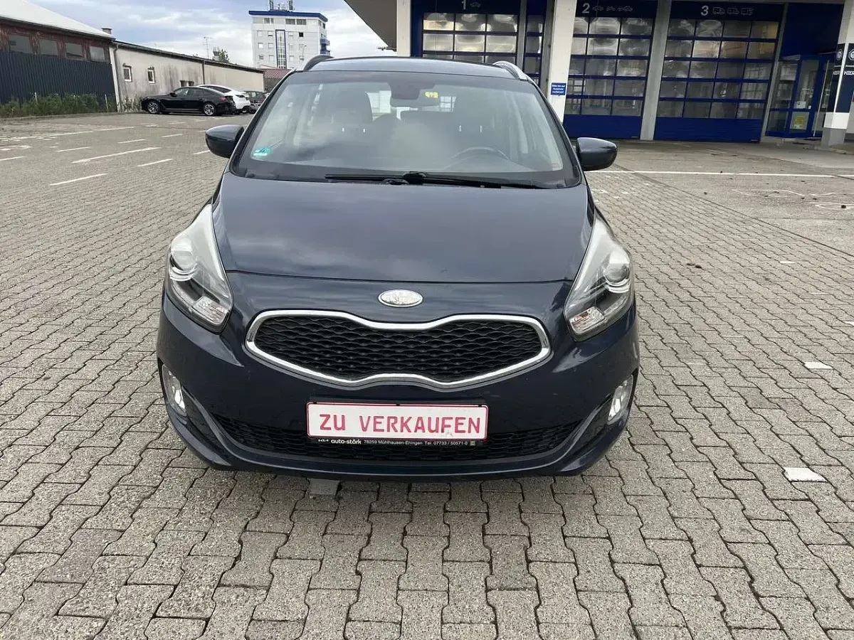 Gebraucht Kia Carens Attract 135 PS (99 kW) 2013 Other Van / Kleinbus