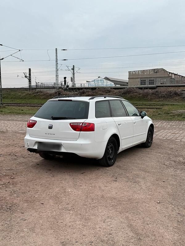 Gebraucht Seat Exeo 120 PS (88 kW) 2009 Weiß Kombi