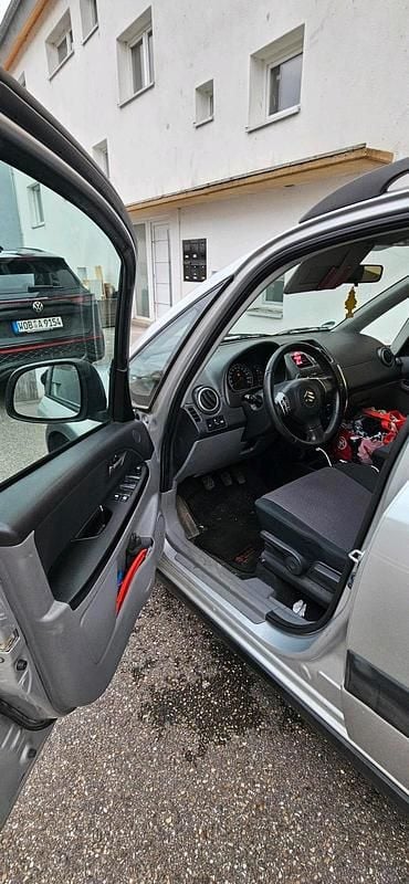 Gebraucht Suzuki SX4 140 PS (102 kW) 2007 Grau Limousine