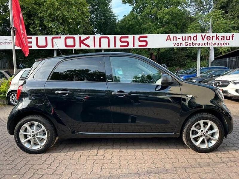 Schwarz Gebraucht 2019 Smart ForFour Passion Limousine | 12.750 € (Fairer Preis) - Bild 1/4