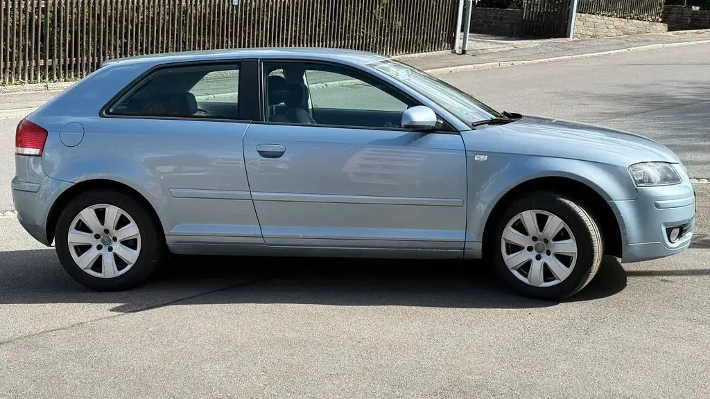 Second-hand Audi A3 Ambition 102 CP (75 kW) 2008 Albastru Hatchback