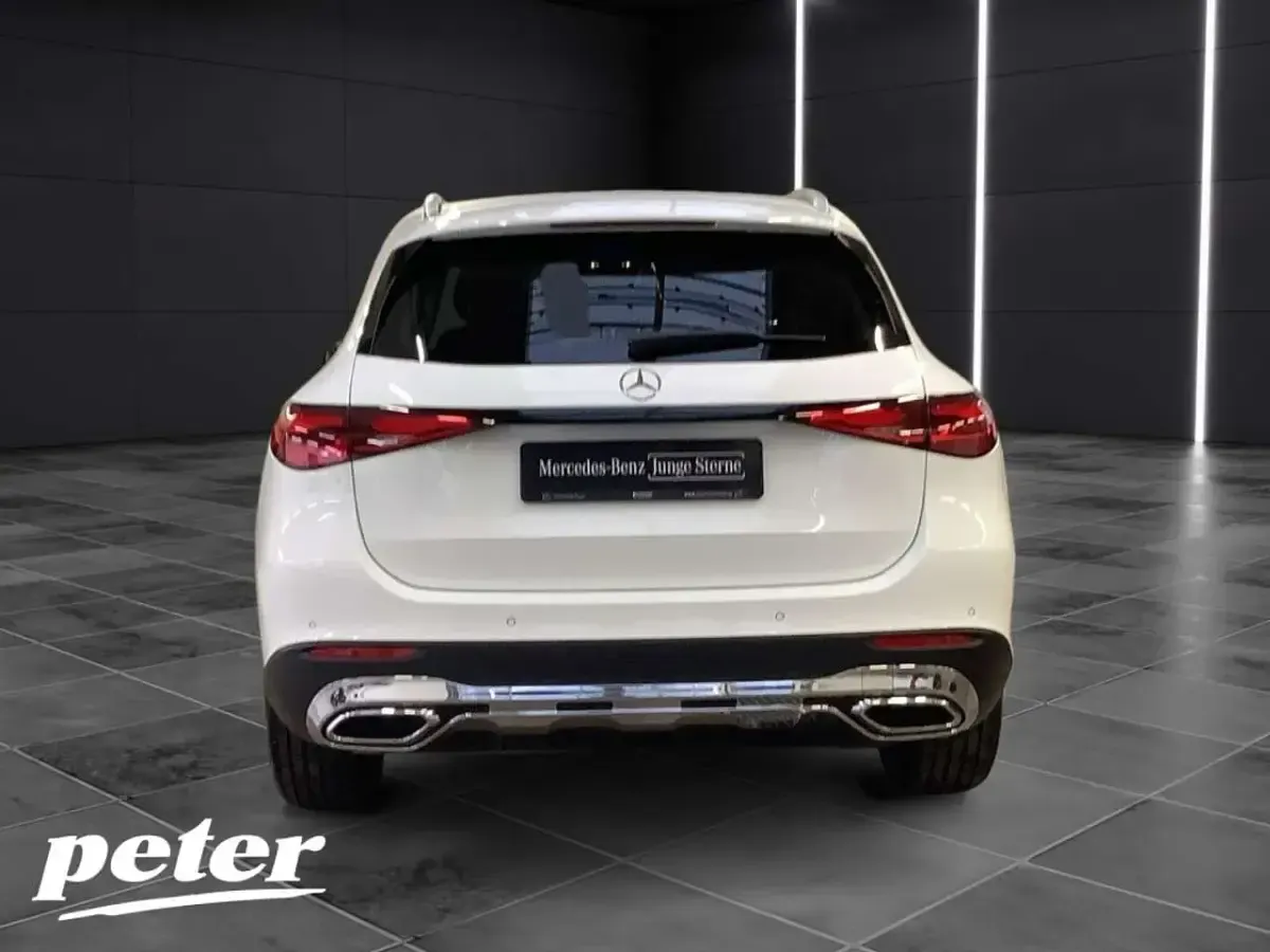 Gebraucht Mercedes GLC220 Advanced 197 PS (144 kW) 2024 Unilack polarweiß SUV