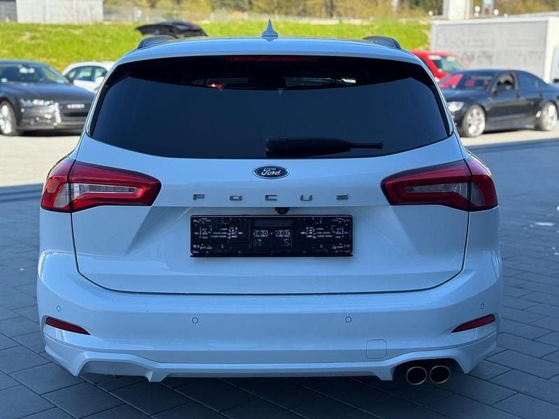 Gebraucht Ford Focus ST-Line 150 PS (110 kW) 2019 Weiß Limousine