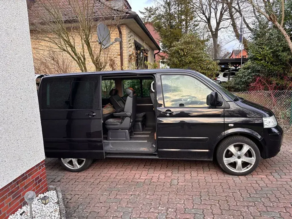 Gebraucht VW Multivan 237 PS (174 kW) 2009 Schwarz Van / Kleinbus