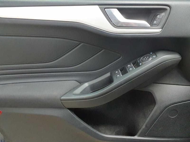 Gebraucht Ford Focus Cool & Connect 150 PS (110 kW) 2020 Blazer blau Kombi