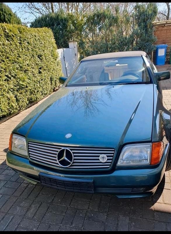 Grün Gebraucht 1994 Mercedes SL320 Cabrio | 20.000 € - Bild 1/4