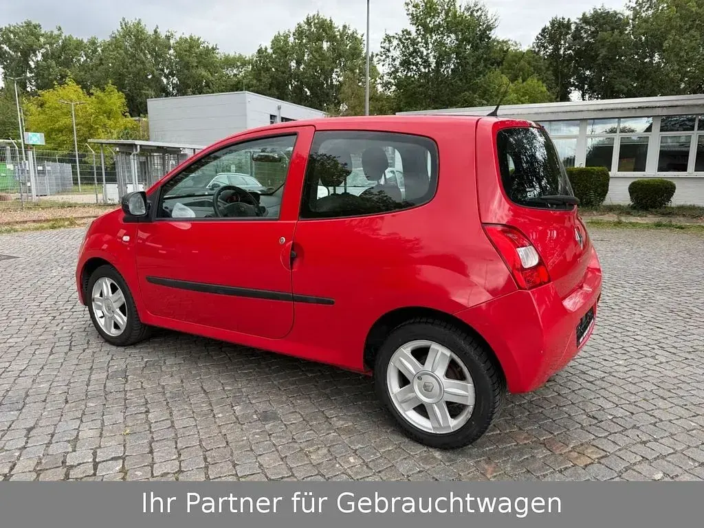 Gebraucht Renault Twingo Authentique 58 PS (42 kW) 2011 Rot Kleinwagen