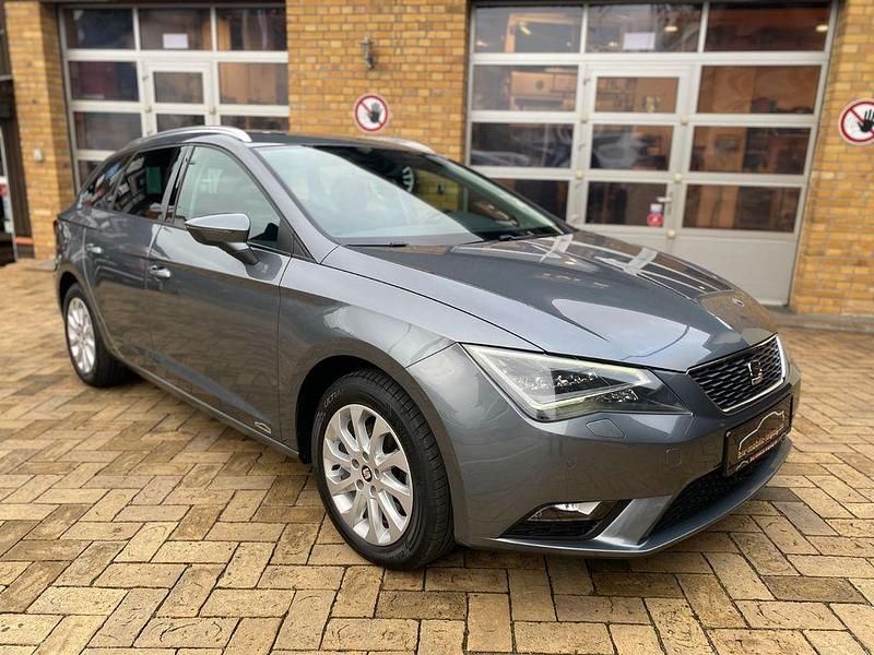 Gebraucht Seat Leon ST Style 150 PS (110 kW) 2015 Grau Kombi