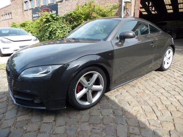 Gebraucht Audi TT S-Line 160 PS (117 kW) 2012 Grau Coupé