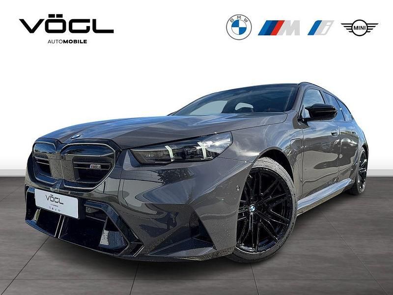 Grau Neu 2025 BMW M5 Sport Line Kombi | 142.900 € (Guter Preis) - Bild 1/4