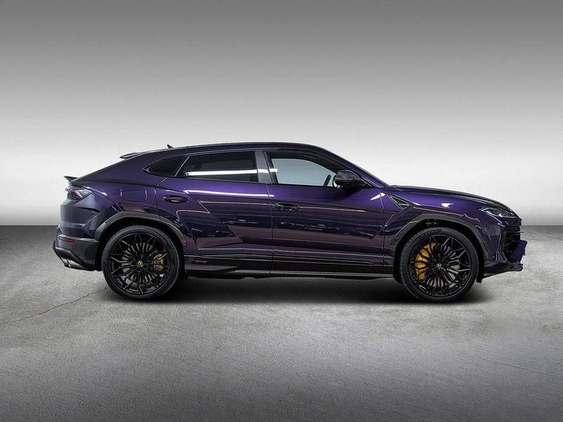 Gebraucht Lamborghini Urus 2026 Violett SUV
