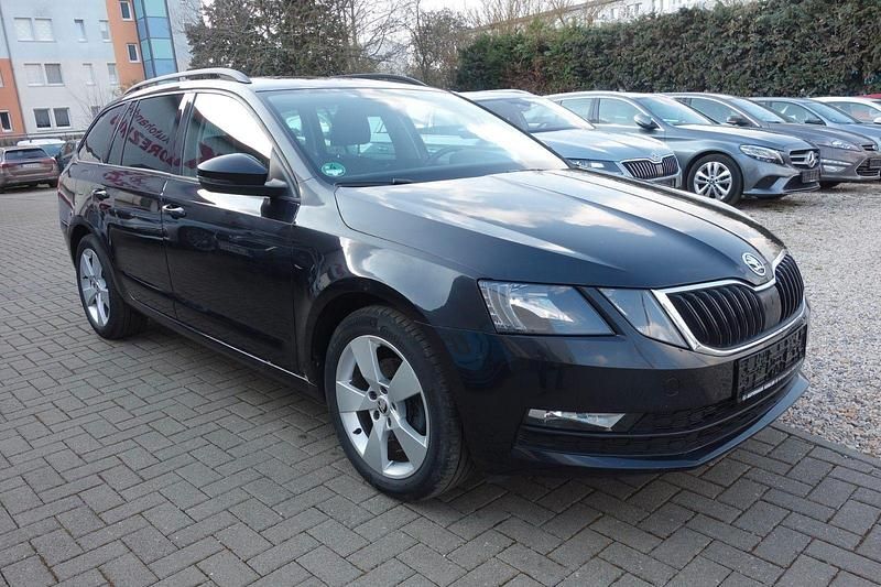 Gebraucht Skoda Octavia Clever 150 PS (110 kW) 2019 Schwarz Kombi
