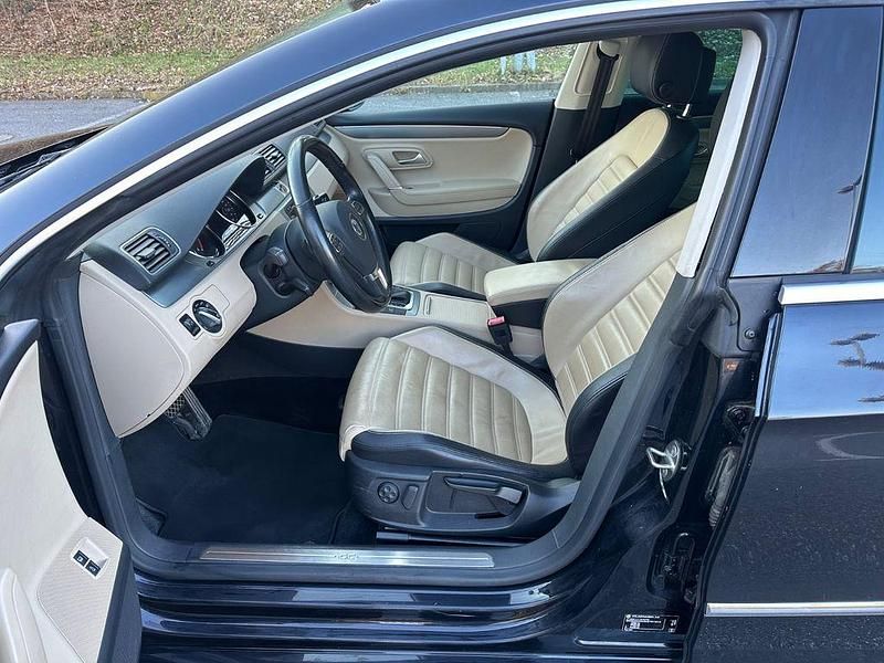 Gebraucht VW CC Basis 140 PS (102 kW) 2012 Schwarz metallic Limousine