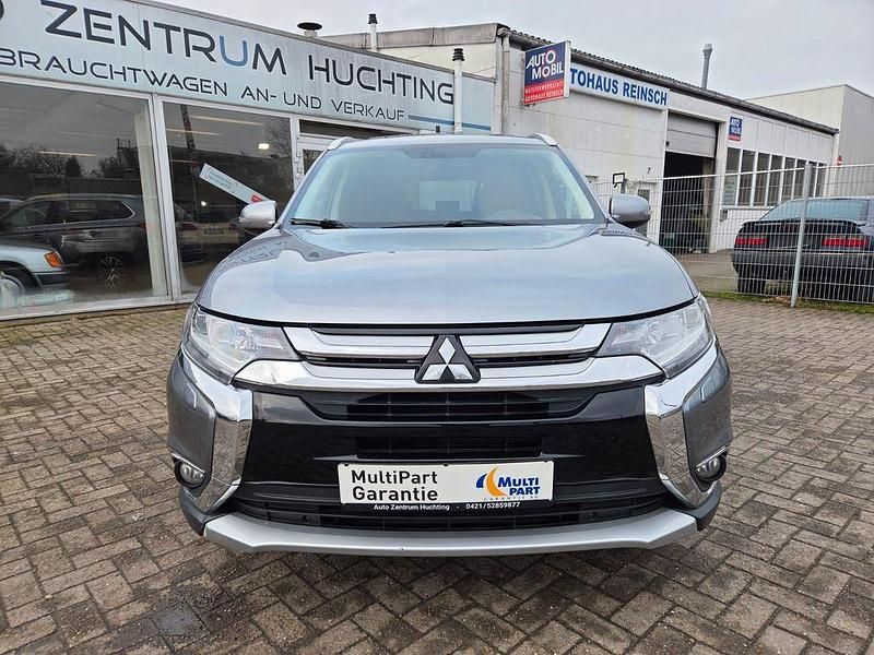 Gebraucht Mitsubishi Outlander Top 150 PS (110 kW) 2016 Grau SUV