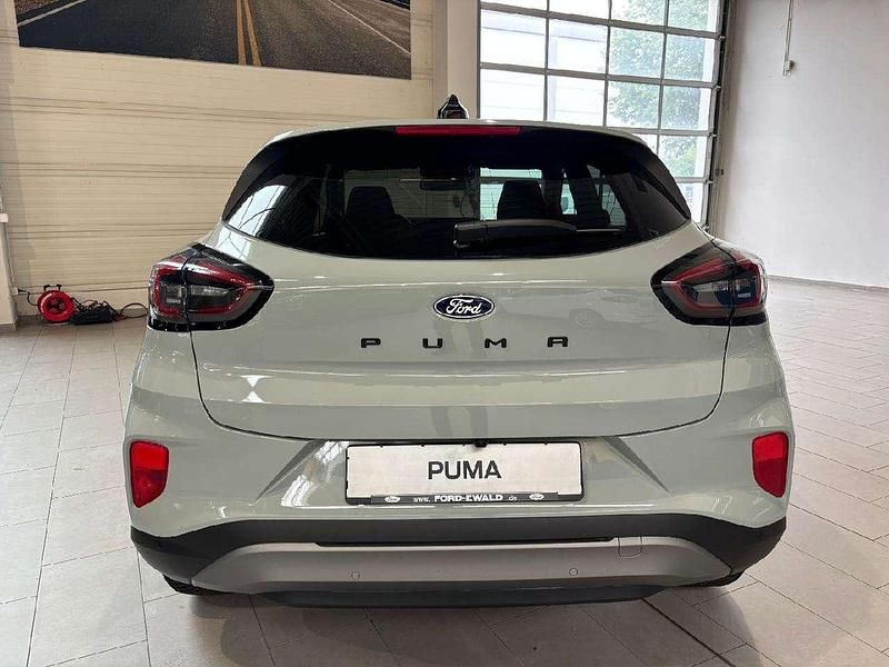 Neu Ford Puma Titanium 125 PS (91 kW) 2025 Grau SUV