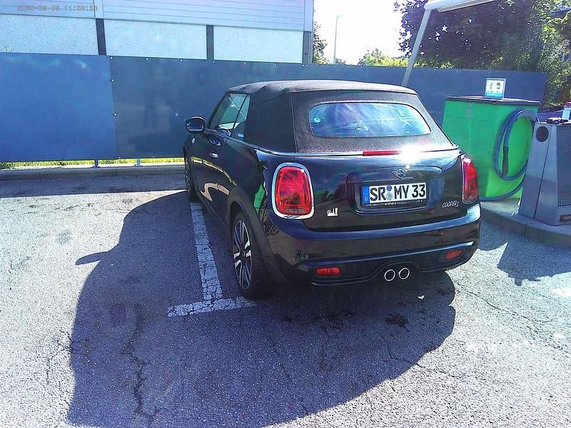 Gebraucht Mini Cooper S Cabriolet 178 PS (130 kW) 2021 Schwarz Cabrio