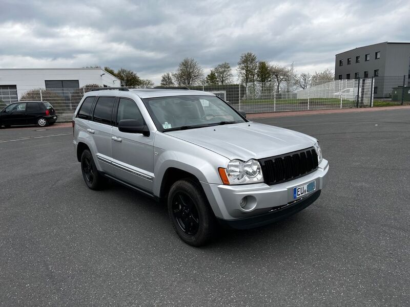 Silber Gebraucht 2005 Jeep Grand Cherokee Limited SUV | 15.500 € - Bild 1/4