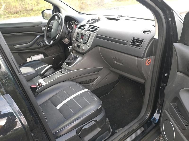 Gebraucht Ford Kuga 140 PS (102 kW) 2011 Schwarz SUV