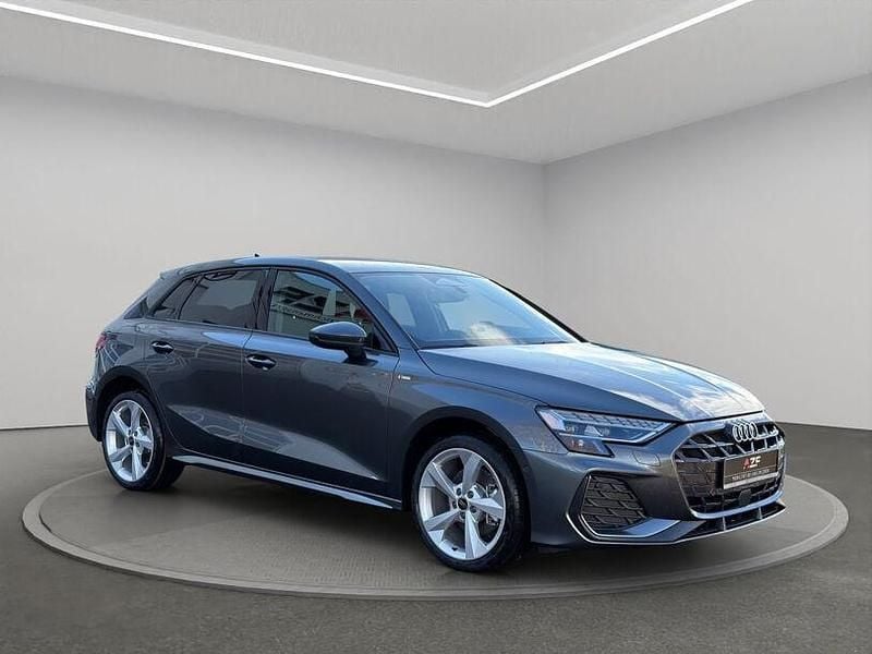 Gebraucht Audi A3 S-Line 204 PS (150 kW) 2025 Mythosschwarz metallic Limousine