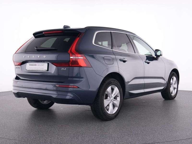 Gebraucht Volvo XC60 Core 197 PS (144 kW) 2023 Blau SUV