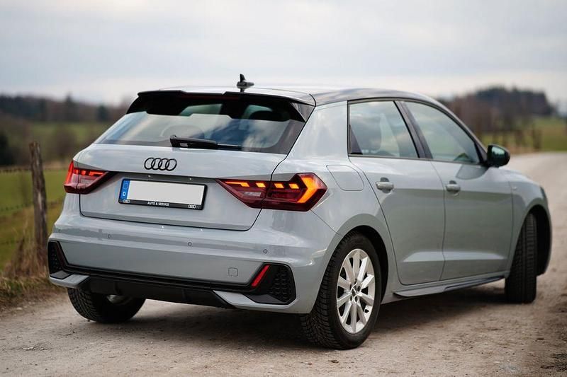 Gebraucht Audi A1 Sportback Competition 150 PS (110 kW) 2022 Grau Kleinwagen
