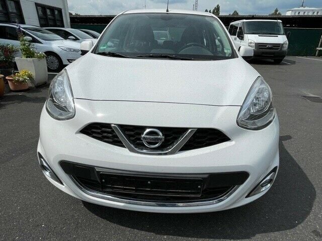 Gebraucht Nissan Micra Acenta 80 PS (58 kW) 2016 Weiß Kleinwagen