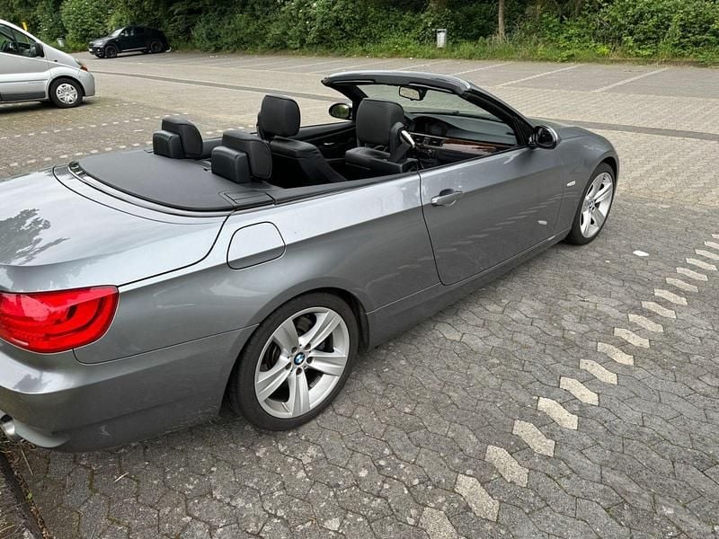 Gebraucht BMW 335 Cabriolet Shadowline 306 PS (225 kW) 2007 Grau Cabrio