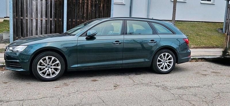 Gebraucht Audi A4 190 PS (139 kW) 2019 Grün Kombi