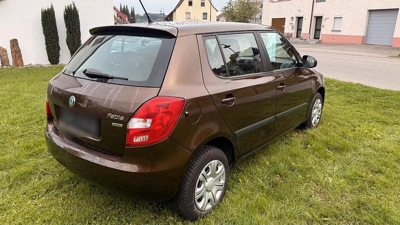 Gebraucht Skoda Fabia Cool Edition 60 PS (44 kW) 2013 Braun Kleinwagen
