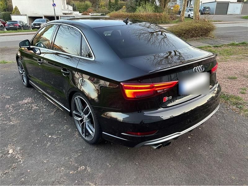 Second-hand Audi S3 310 CP (228 kW) 2017 Negru Berlinǎ