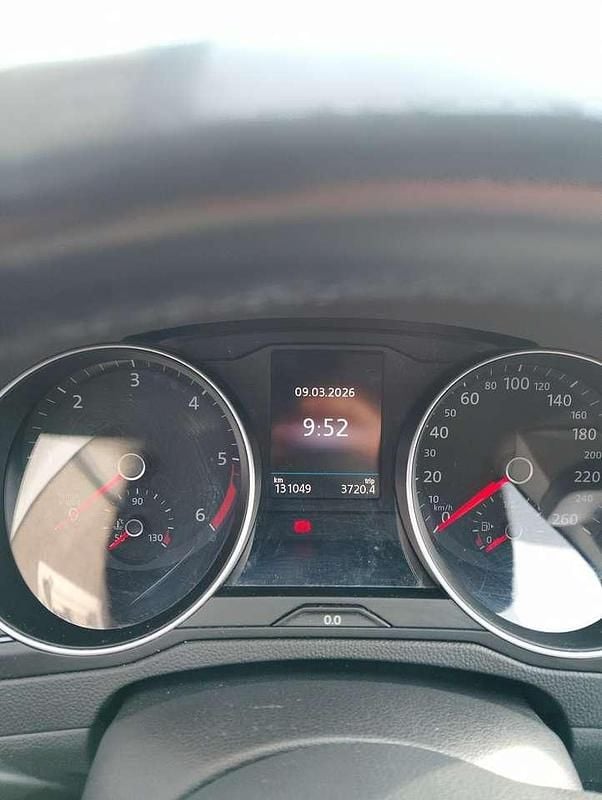 Gebraucht VW Passat 120 PS (88 kW) 2019 Schwarz Limousine