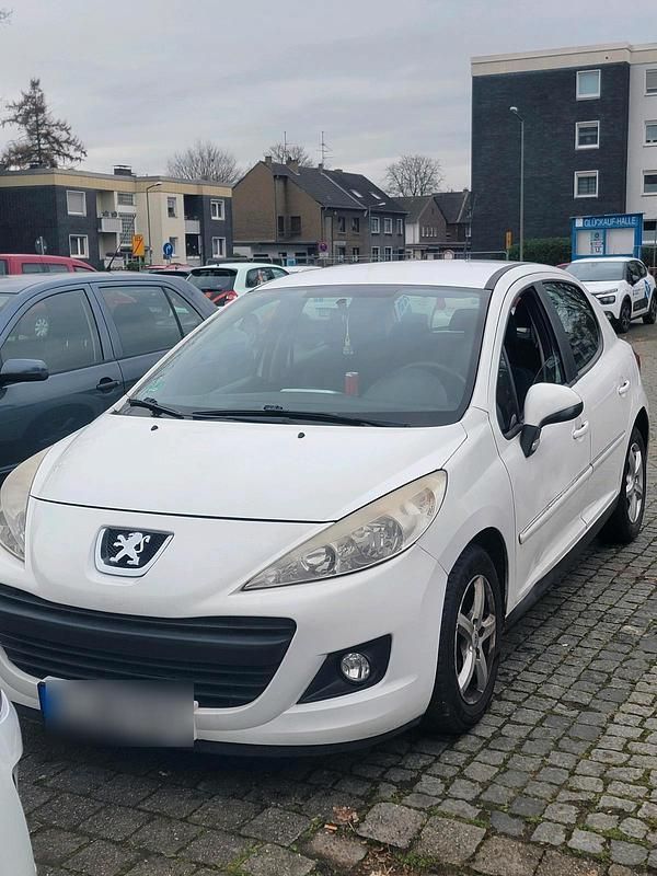 Gebraucht 2012 Peugeot 207 Kleinwagen | 1.300 € (Guter Preis) - Bild 1/4