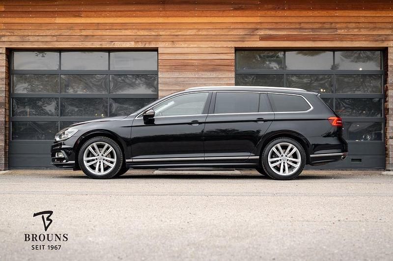 Gebraucht VW Passat R-line 150 PS (110 kW) 2018 Schwarz Kombi