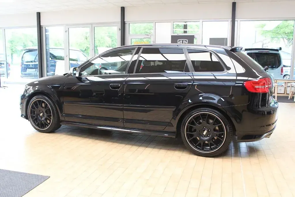 Gebraucht Audi S3 Ambition 265 PS (194 kW) 2011 Schwarz Kleinwagen