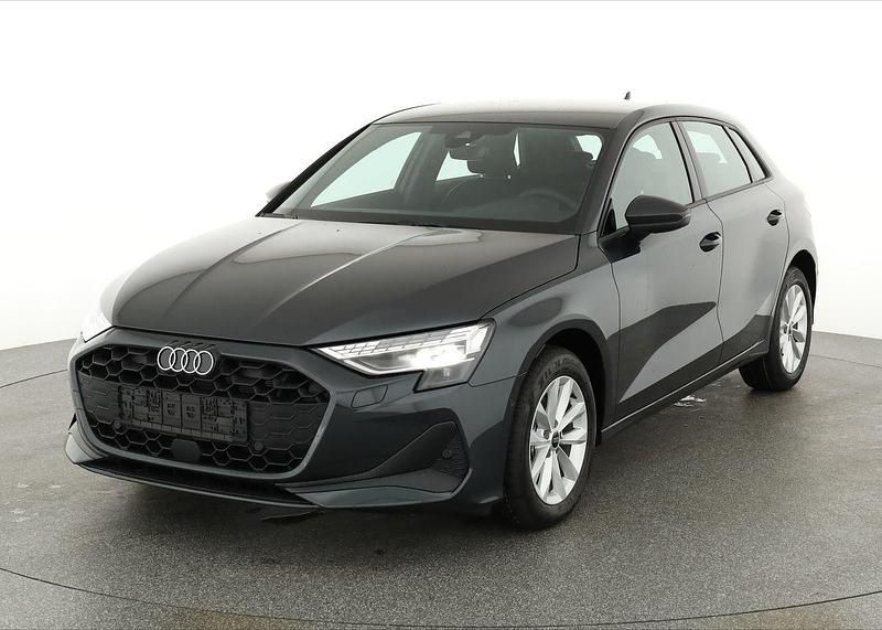 Manhattan grau metallic Neu 2025 Audi A3 Ambiente | 36.495 € (Fairer Preis) - Bild 1/4