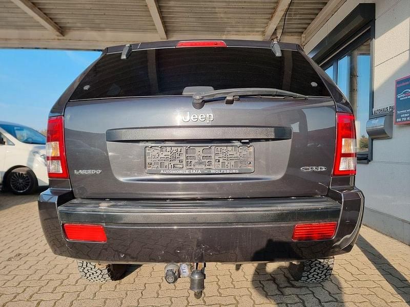 Gebraucht Jeep Grand Cherokee Laredo 218 PS (160 kW) 2010 Schwarz SUV