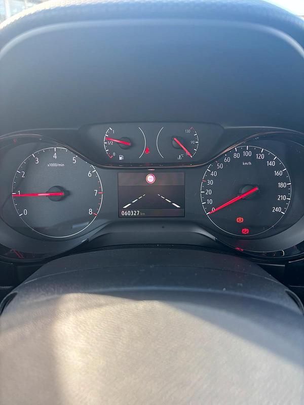 Gebraucht Opel Corsa 75 PS (55 kW) 2024 Weiß Kleinwagen